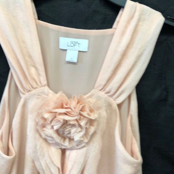 Ann Taylor Blush Sleeveless Blouse - Picture 5 of 8